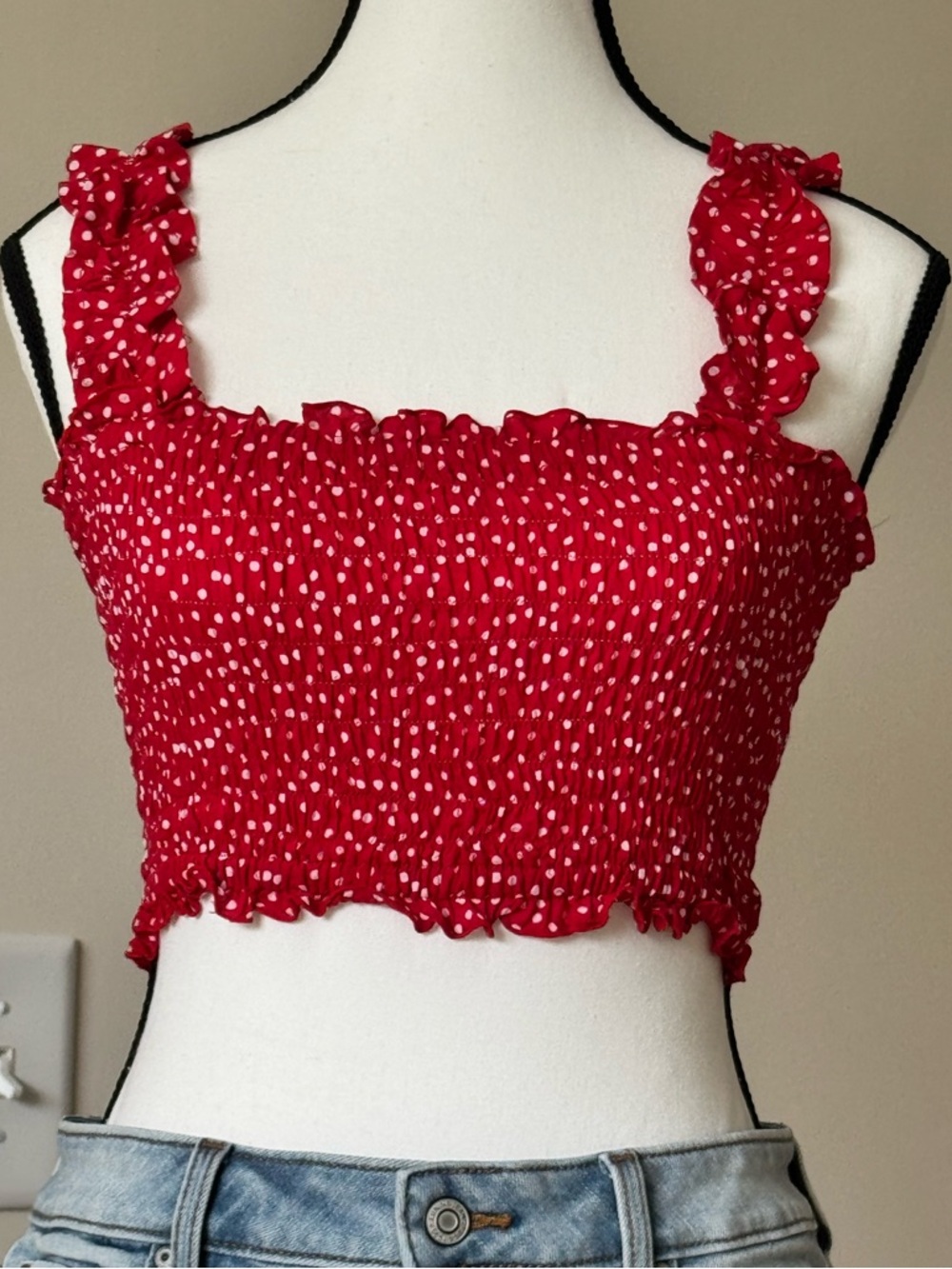 🔹 Tiare Hawaii Red Smocked Ruffle Crop Top one size (0-4) - Picture 5 of 6